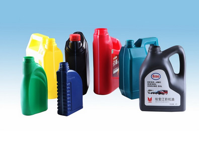 吹塑機專業(yè)生產(chǎn)廠家——意久機械，不斷創(chuàng)新求